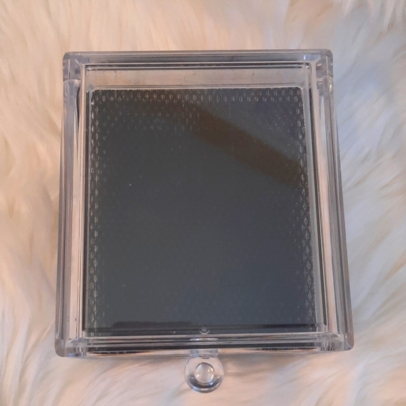 Petite Acrylic Jewelry Case or Vanity Organizer-3 Drawers - Picture 6 of 14